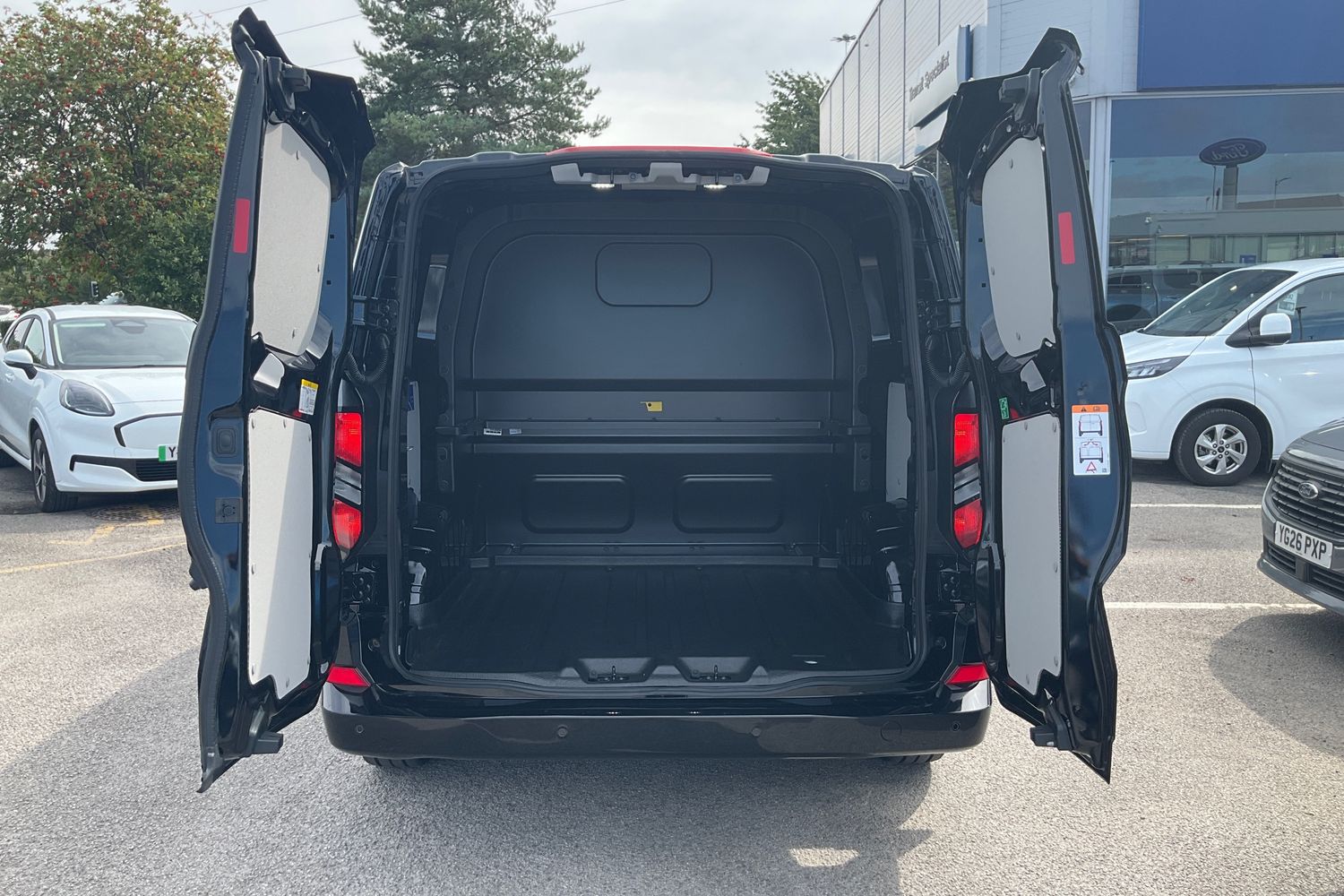 Ford TRANSIT CUSTOM Photo 5