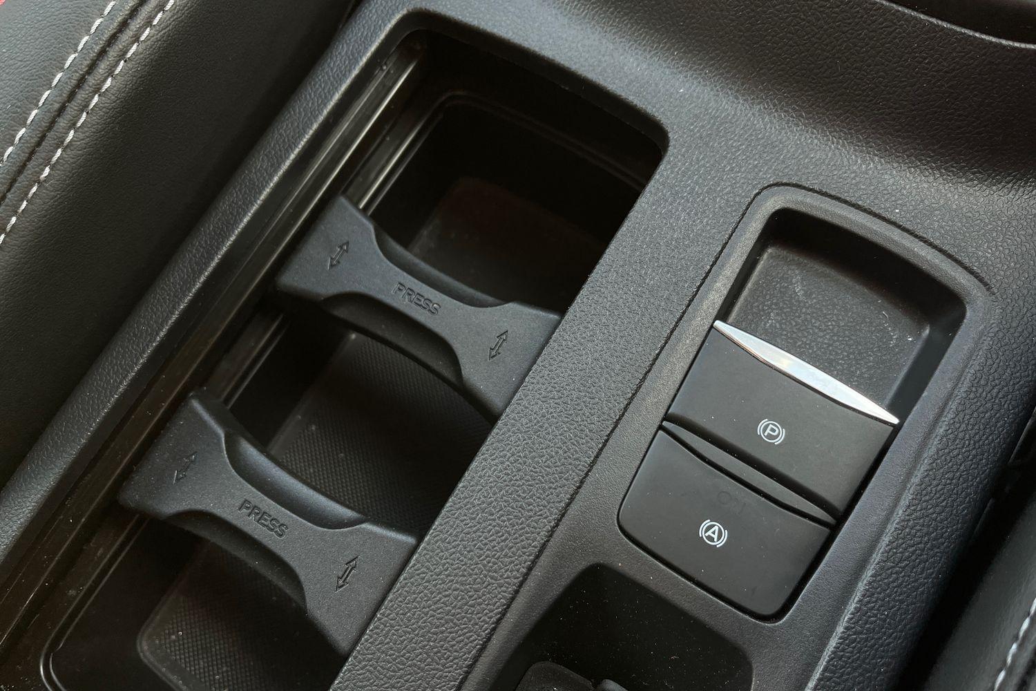 Ford FOCUS Photo 36