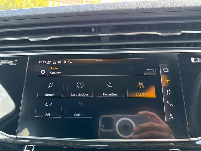 AUDI Q7 Photo 46