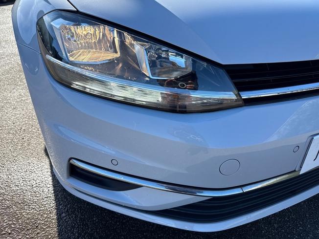 VOLKSWAGEN Golf Photo 29