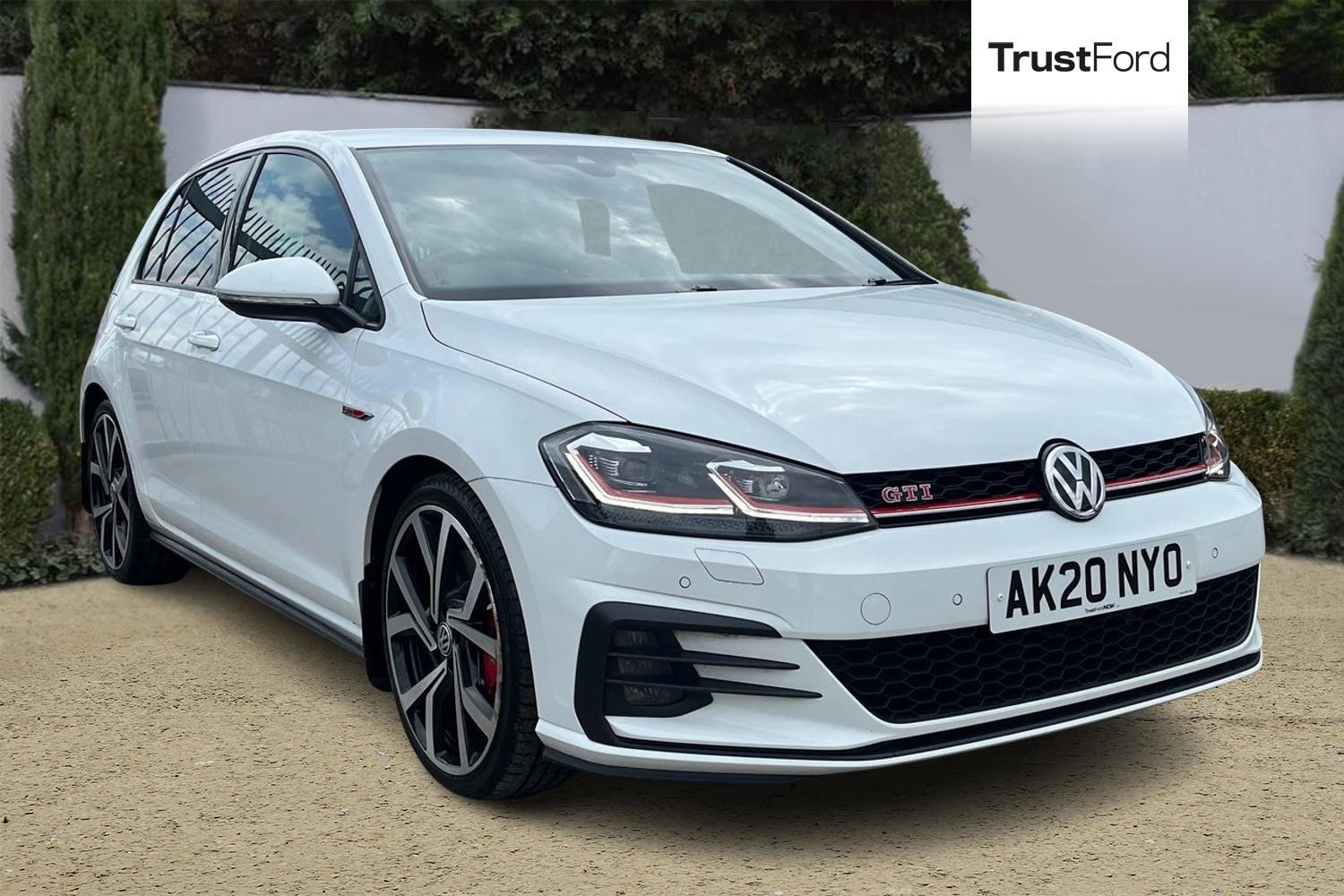 Volkswagen GOLF Photo 0