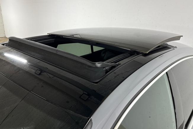 VOLKSWAGEN Arteon Photo 30