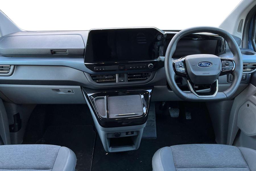 Ford Tourneo Custom Photo autoimg-12ca513cda5e724c48eda7aa850e7df24ed184b4.jpg