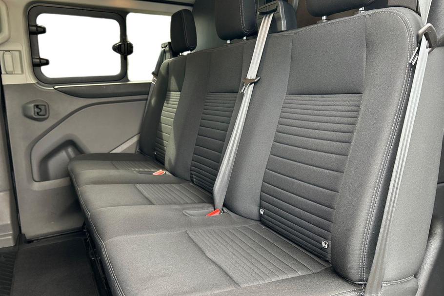Used FORD TRANSIT CUSTOM YH24OTN 12