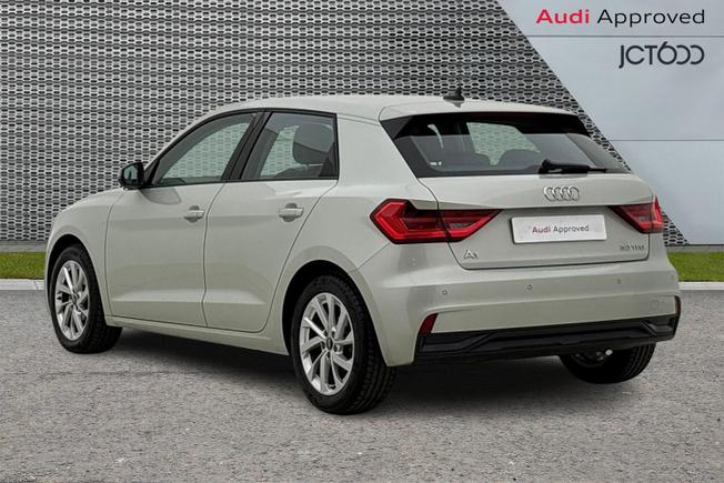 AUDI A1 Photo 3