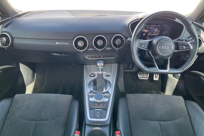 AUDI TT Photo 10