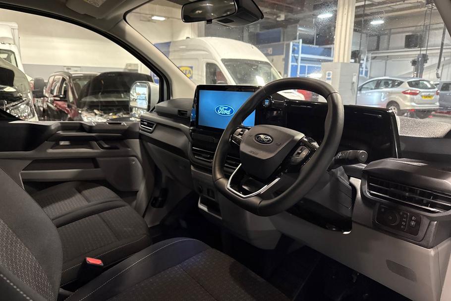 Used Ford TOURNEO CUSTOM 14