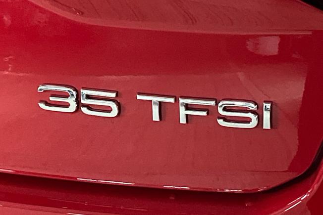 AUDI Q2 Photo 36