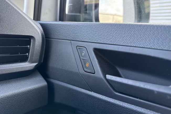 VOLKSWAGEN Caddy Photo 39