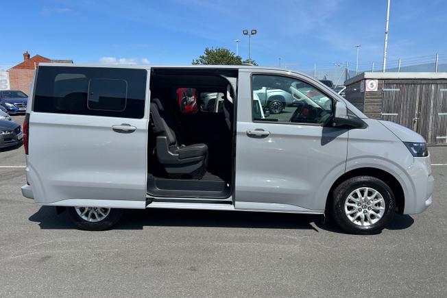 VOLKSWAGEN Transporter Photo 29