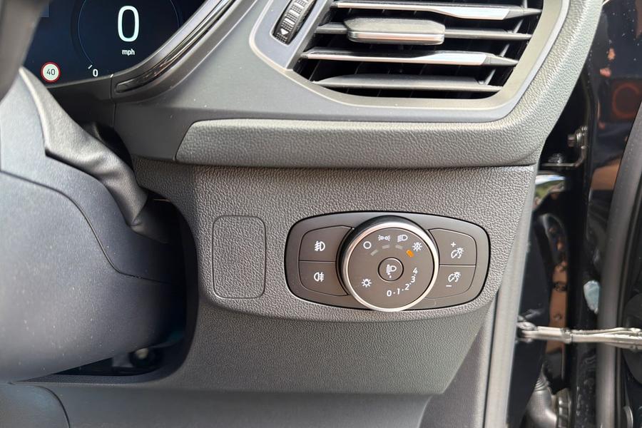 Ford FOCUS Photo autoimg-12dc353d8a4c421e61e9c1d613dee99860f81b14.jpg