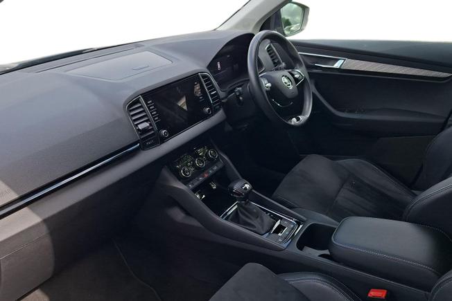 ŠKODA Karoq Photo 2