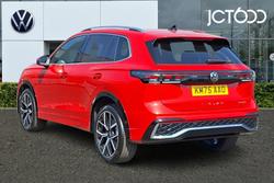 VOLKSWAGEN Tiguan Photo 3