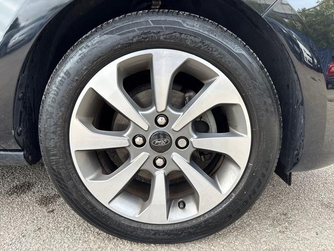Ford Fiesta Photo 30