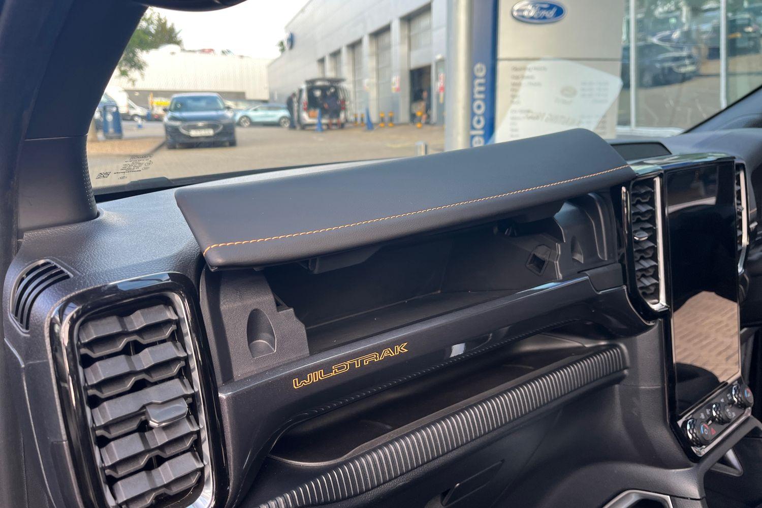 Ford RANGER Photo 34