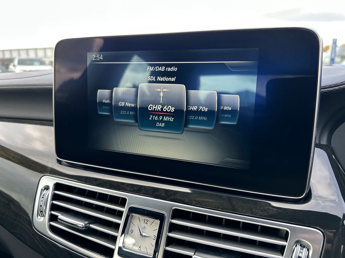 Mercedes-Benz CLS Photo 10