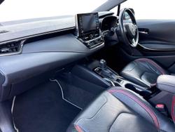 TOYOTA Corolla Photo 2