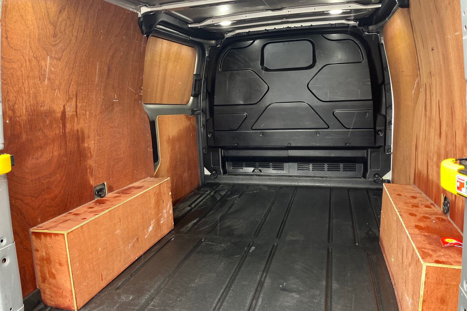 Ford TRANSIT CUSTOM Photo 3