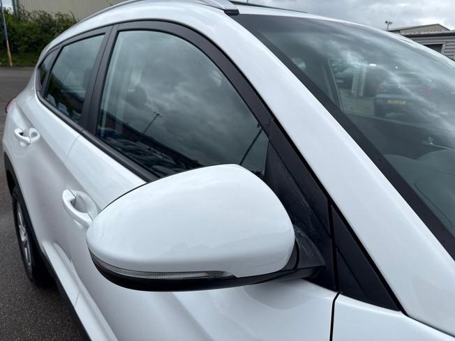 HYUNDAI TUCSON Photo 20