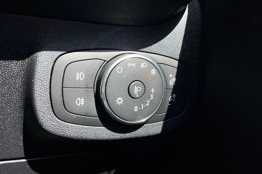 Ford Fiesta Photo autoimg-12f0f54529b0fb369f85f93d2f62870e1df3ab6e.jpg