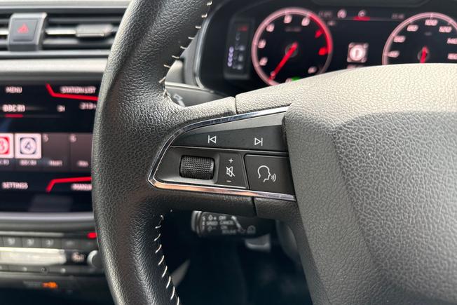 SEAT Arona Photo 16