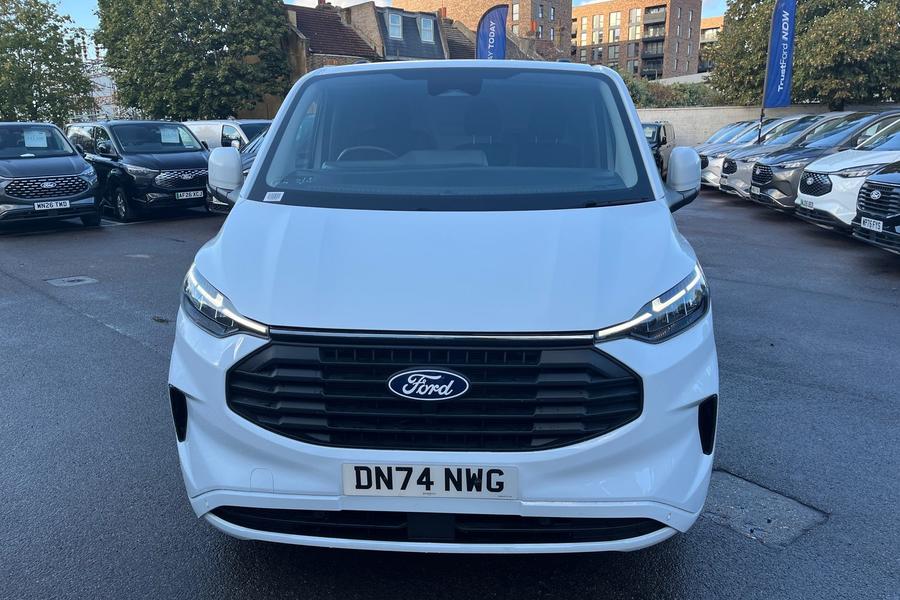 Ford TRANSIT CUSTOM Photo autoimg-12f3850aebeff879b4acdece756b801478829aa1.jpg