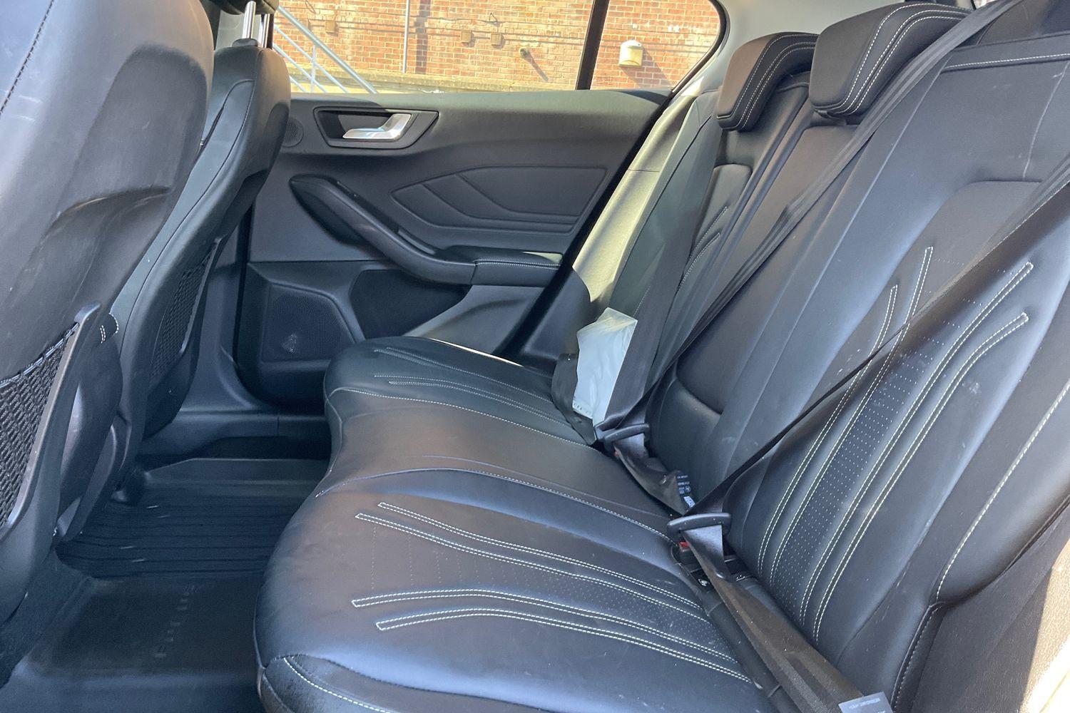 Ford Focus Photo 19