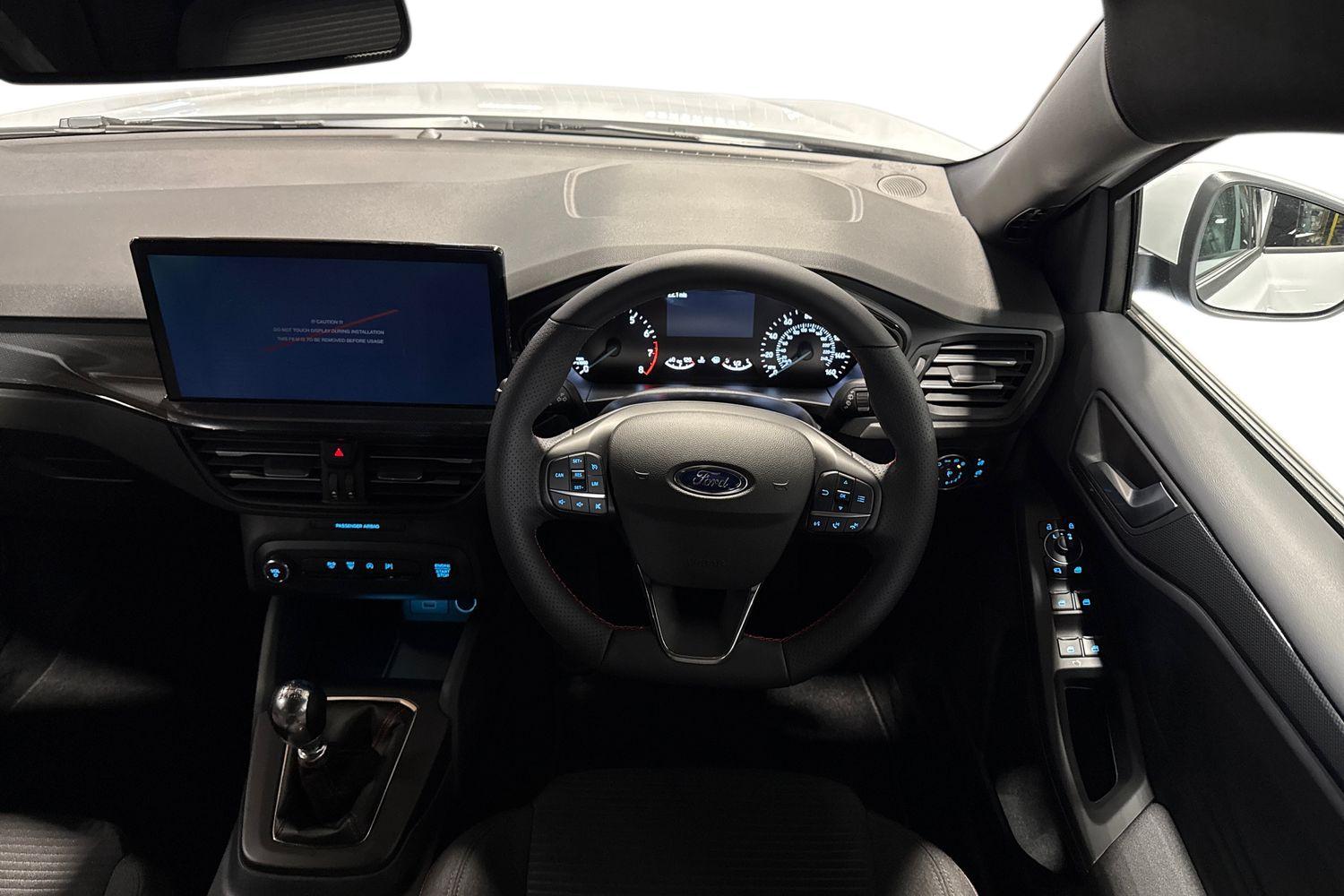 Ford Focus Photo 10