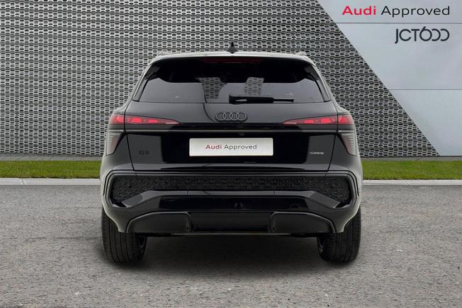 AUDI Q3 Photo 7