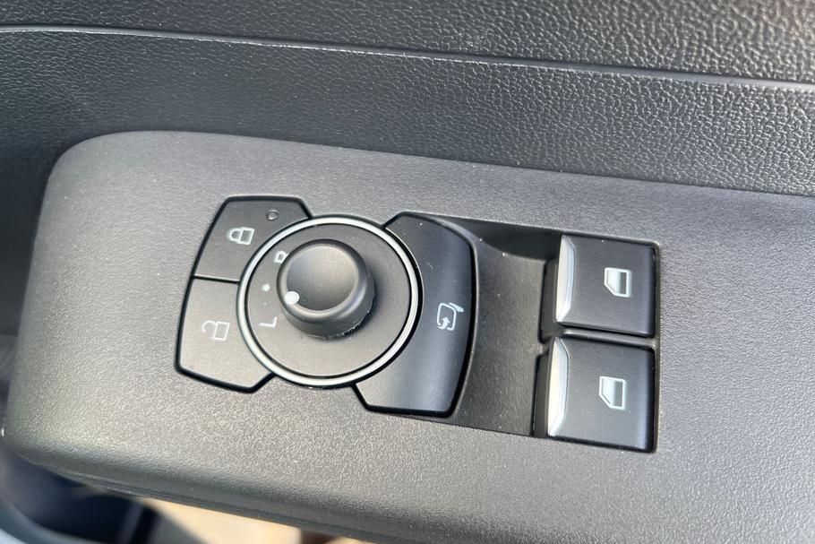Used Ford E-TRANSIT COURIER LO25PXP 29