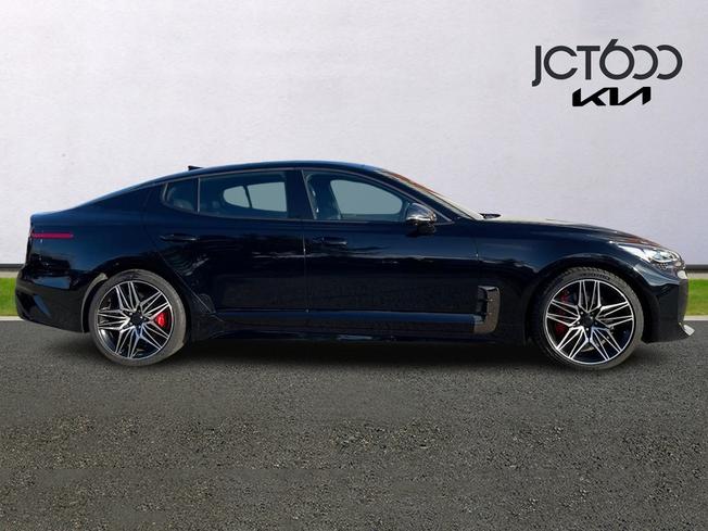 Kia Stinger Photo 4