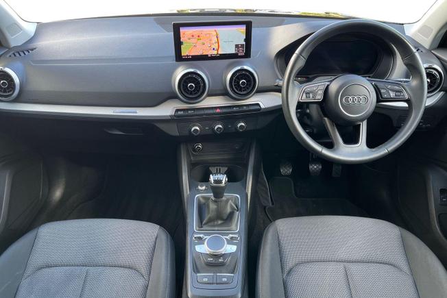 AUDI Q2 Photo 10