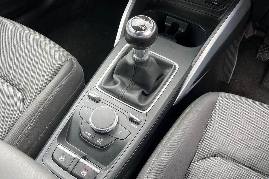 Audi Q2 Photo autoimg-1308de8ac739497a5ea5cc8c70b0119e5eca973f.jpg