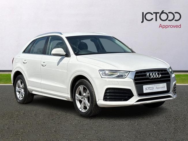 AUDI Q3 Photo 1