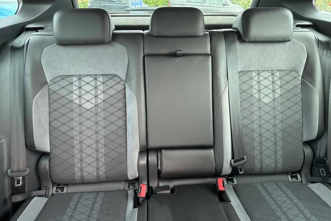 VOLKSWAGEN Tiguan Photo 29
