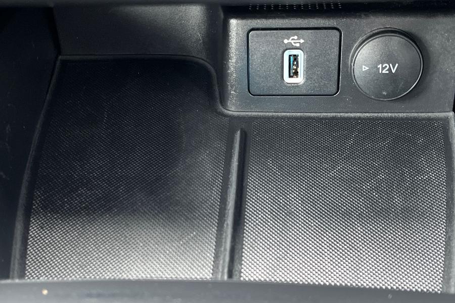 Ford FOCUS Photo autoimg-130b23c7b92207466fc23690b9184d0960ab753a.jpg