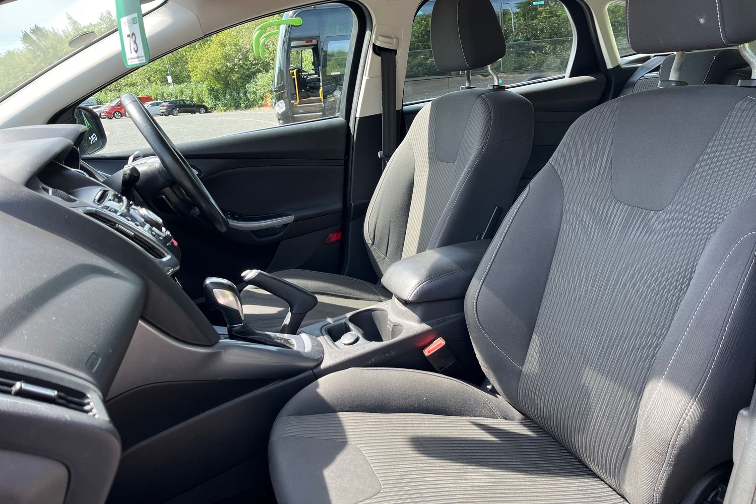 Ford FOCUS Photo 18