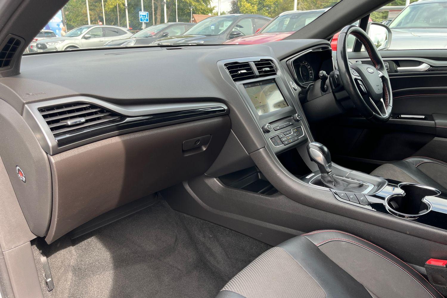 Ford Mondeo Photo 17