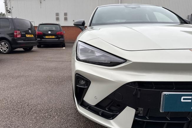 CUPRA Leon Photo 19