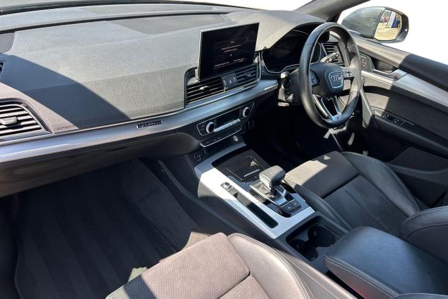 AUDI Q5 Photo 2