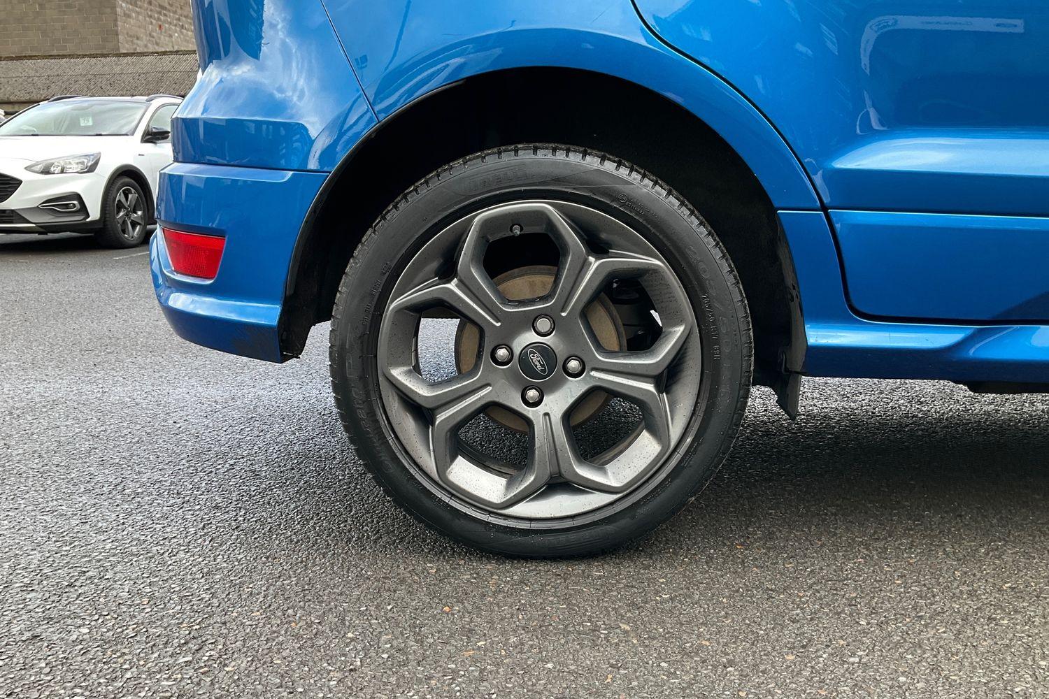 Ford ECOSPORT Photo 7