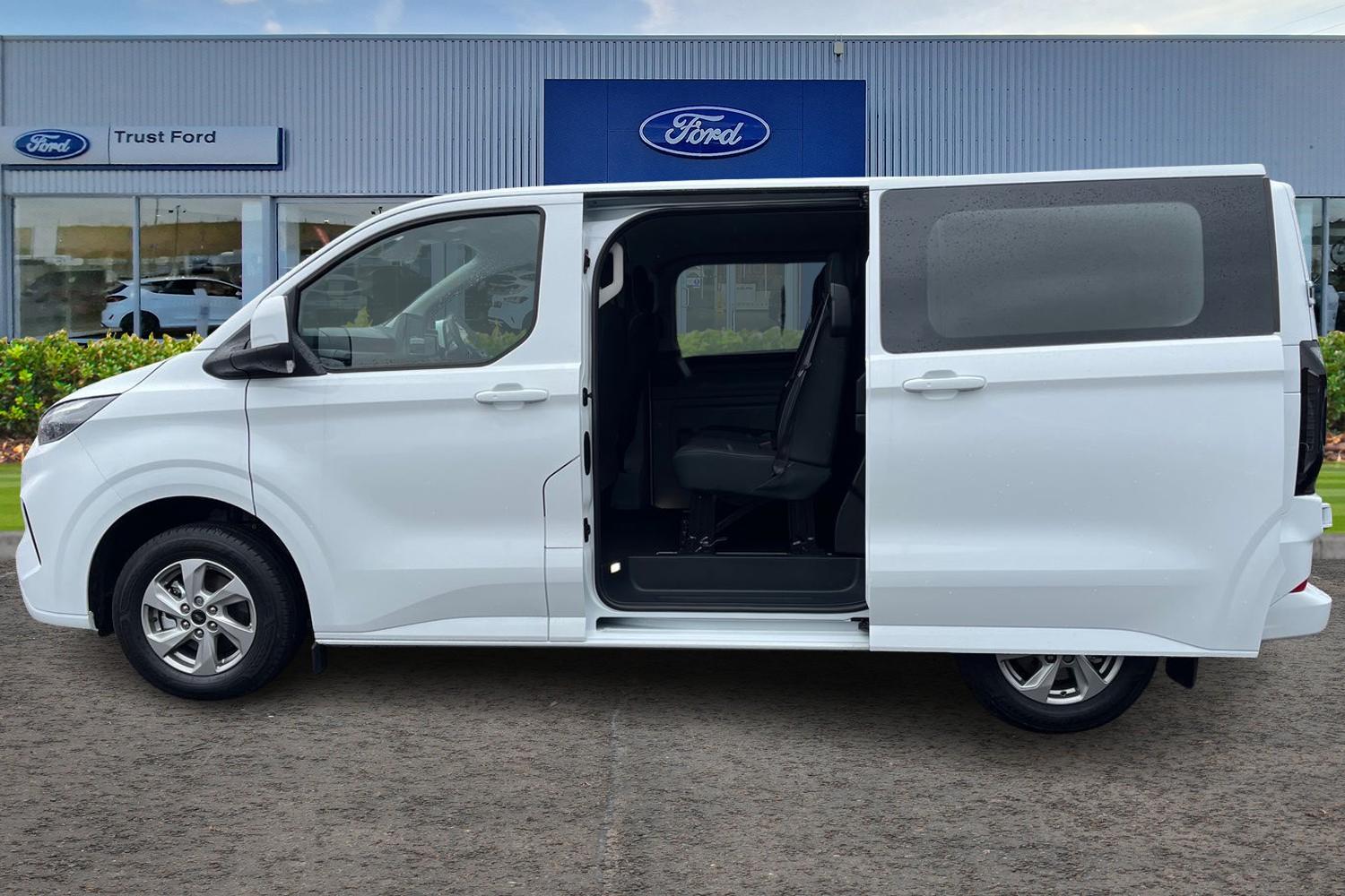 Ford TRANSIT CUSTOM Photo 4