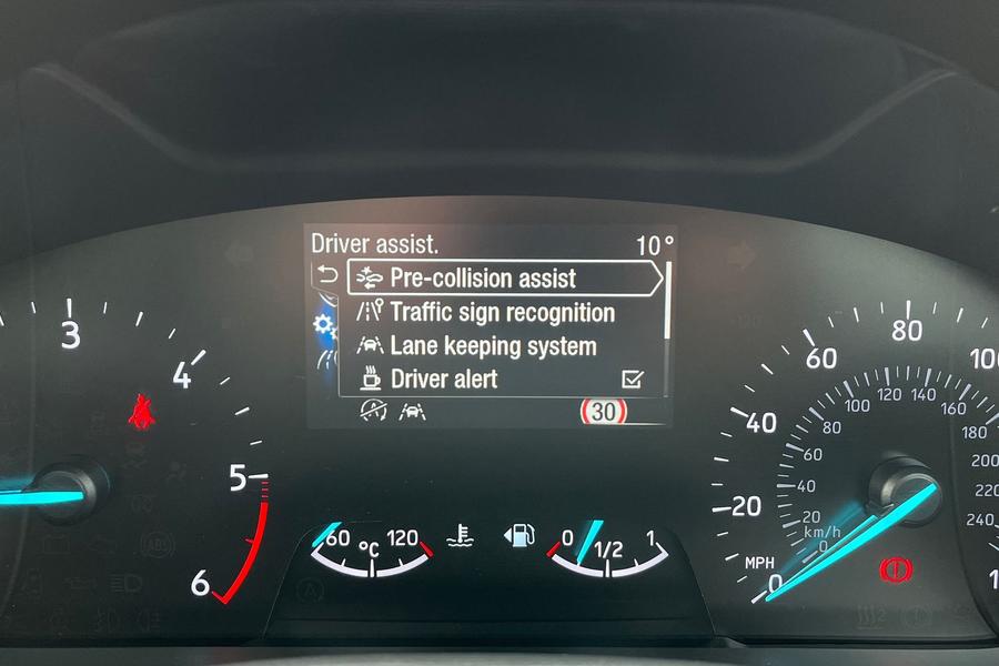 Ford Focus Photo autoimg-1317561363710009bccecbd7ccce3a58404dc70a.jpg