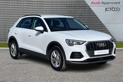 2023 Audi Q3 1.5 TFSI CoD 35 Technik SUV 5dr Petrol S Tronic Euro 6 (s/s) (150 ps) at JCT600