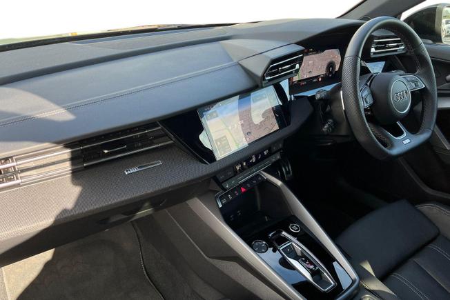 AUDI A3 Photo 2