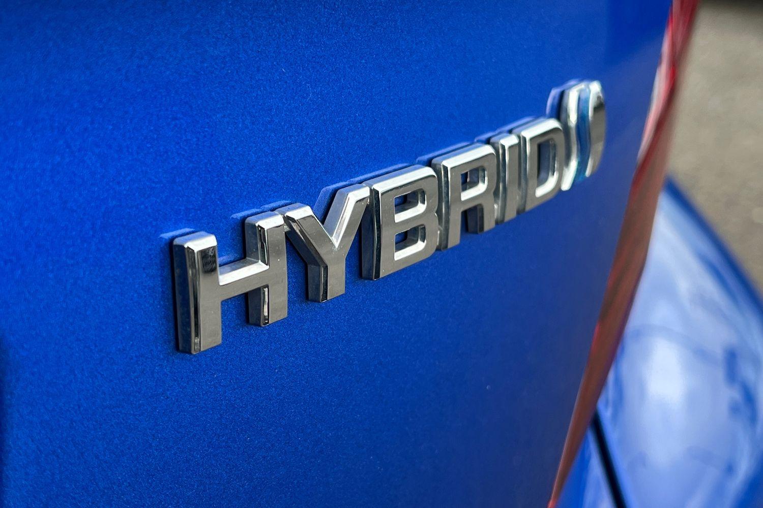 Toyota C-HR Photo 25