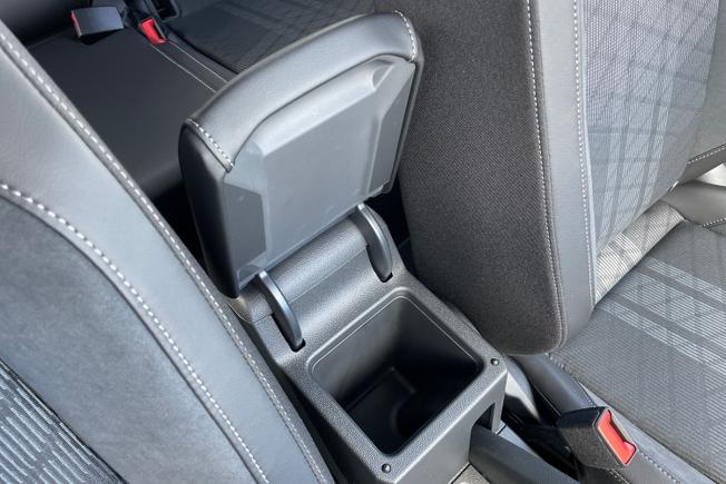 VOLKSWAGEN T-Cross Photo 42