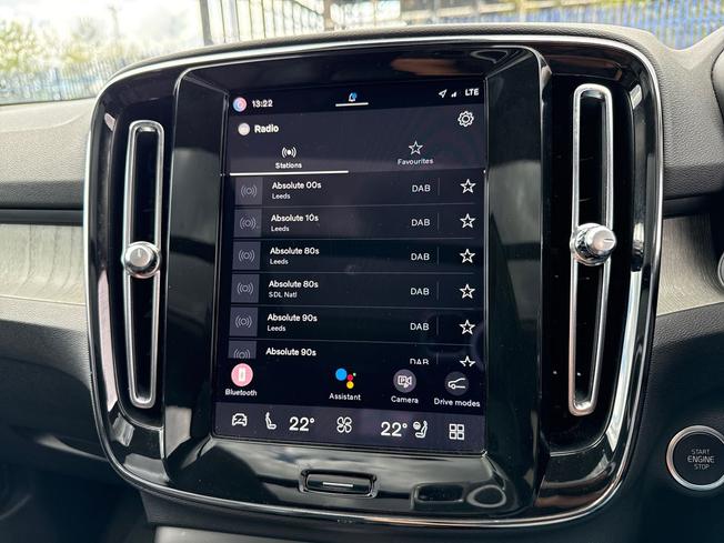 VOLVO Xc40 Photo 39