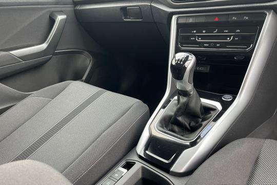 Volkswagen T-roc Photo autoimg-132e73d9dc3bcf549e59e0b938836164f53f00d8.jpg