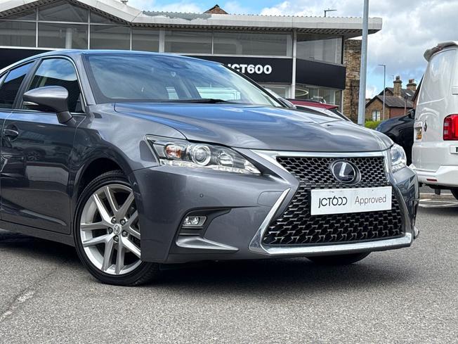 LEXUS Ct Photo 23